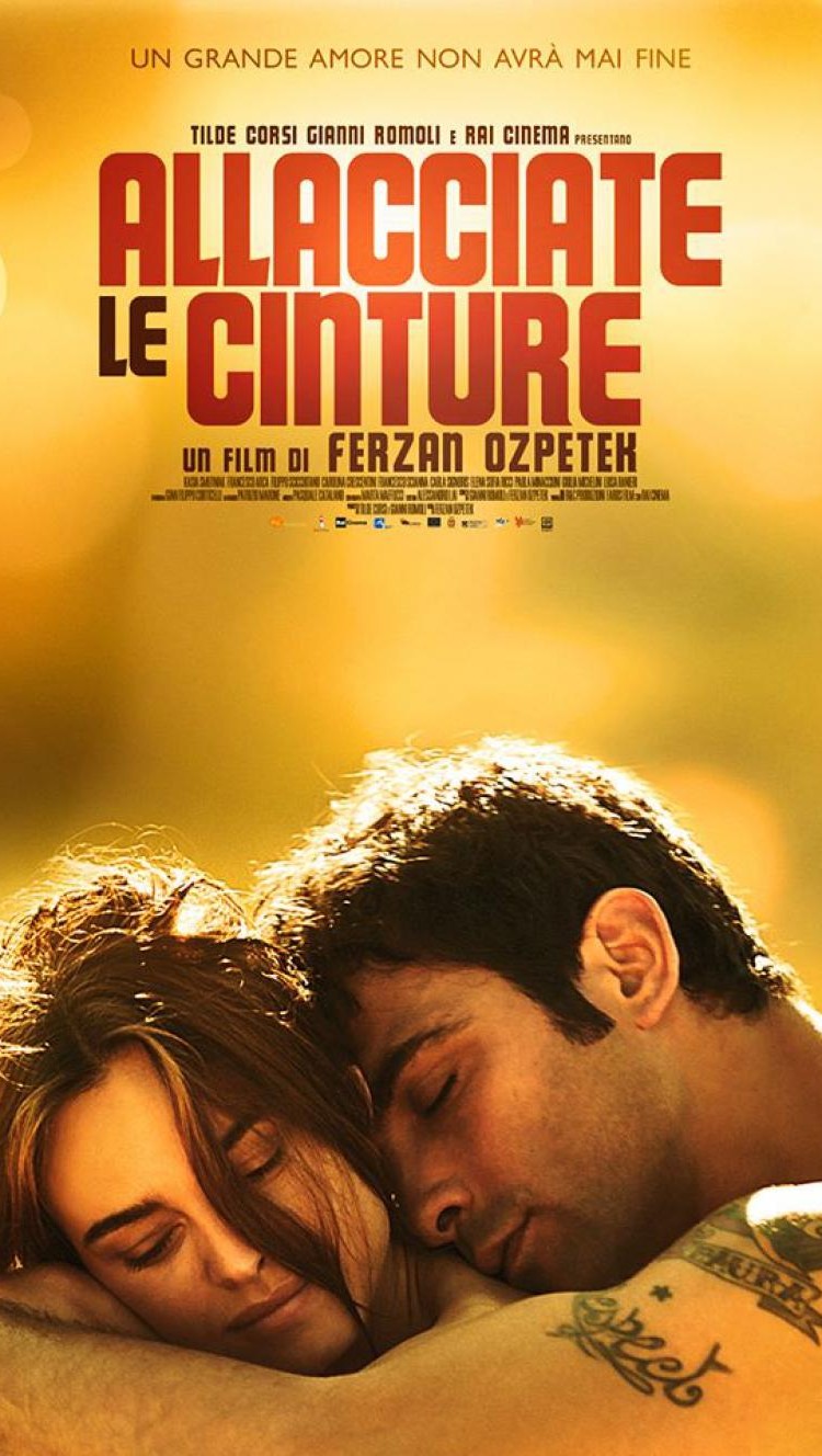 Francesco Arca, al cinema con la Smutniak in “Allacciate le cinture”